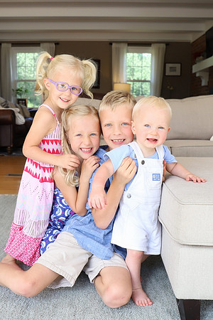Jillson Stanek Family 2021-6860-1